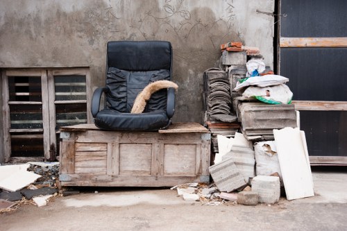 Different types of skips available for hire in Eltham